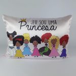 Fronha com ZIPPER Princesas de Cetim Anti Frizz - QUEEN SIZE 55X70