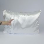 Fronha com ZIPPER Leaozinho de Cetim Anti Frizz - QUEEN SIZE 55X70 - Imagem 2