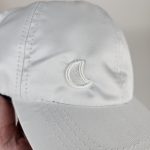 Boné da Soulta: Proteção UV 50+ forro de cetim para Cachos Livres e protegidos - Branco - Imagem 11