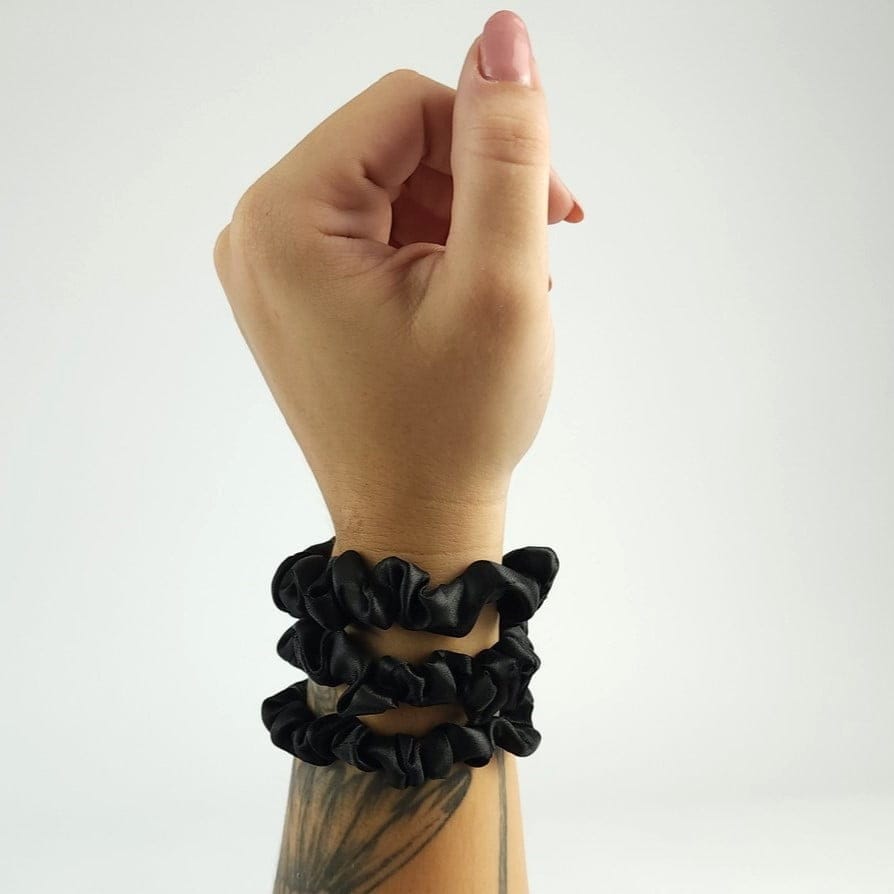 20231006_145409.jpg KIT 3 XUXINHAS ANTI FRIZZ E QUEBRA PRETA | Soulta - Imagem 1